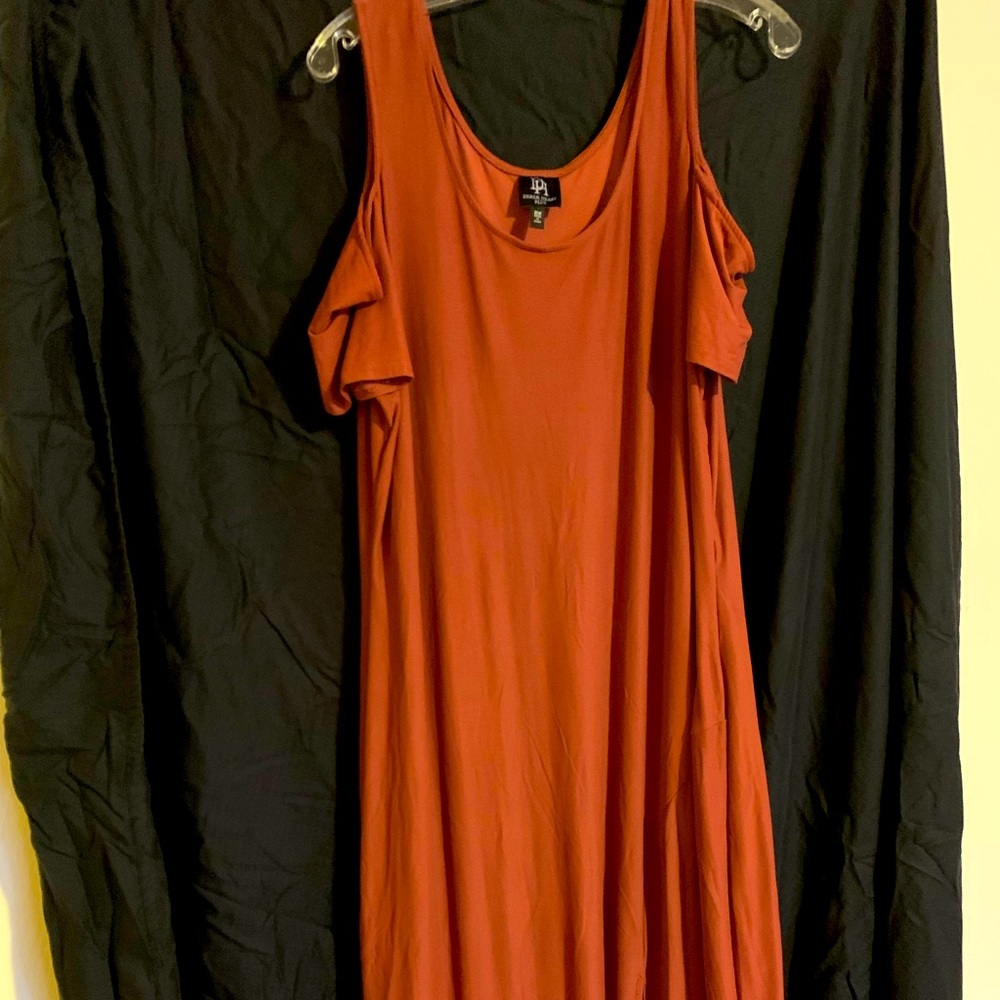 Maxi cold shoulder dress